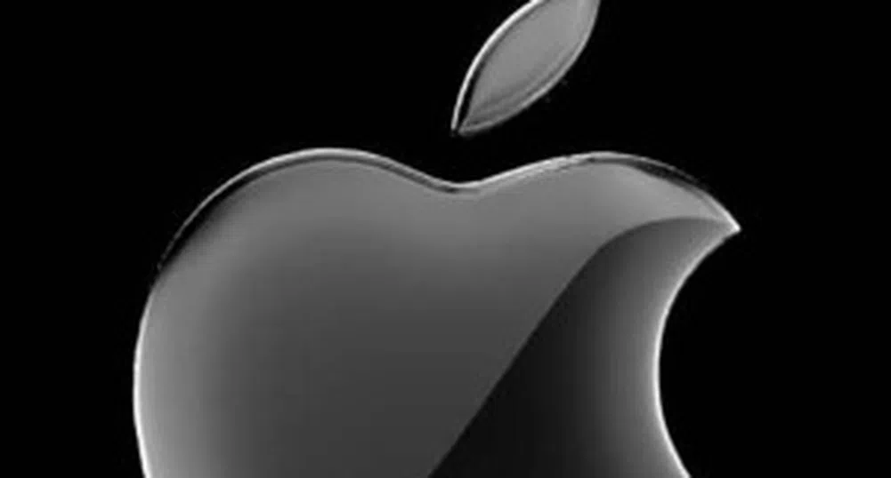 Акциите на Apple и прогнозите за тримесечието в противоположна посока