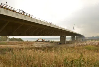 Пет години след първата копка официално откриха Дунав мост 2