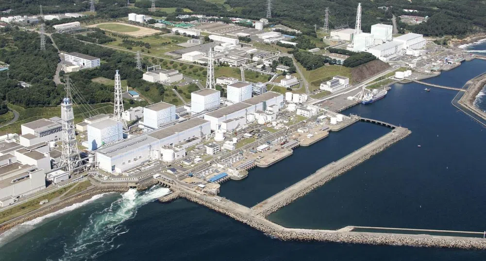Радиоактивна вода от Фукушима се излива в океана заради тайфун