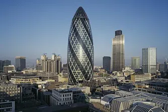 Лондон e лидер по инвестиции в търговски имоти