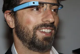 Създател на Google тества умните очила с метрото