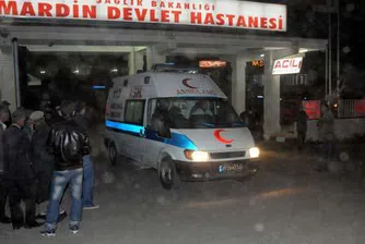 Седеметажна сграда се срути в Турция