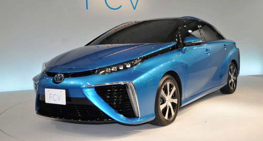 Toyota Mirai - с най-дългия пробег при колите с нулеви емисии