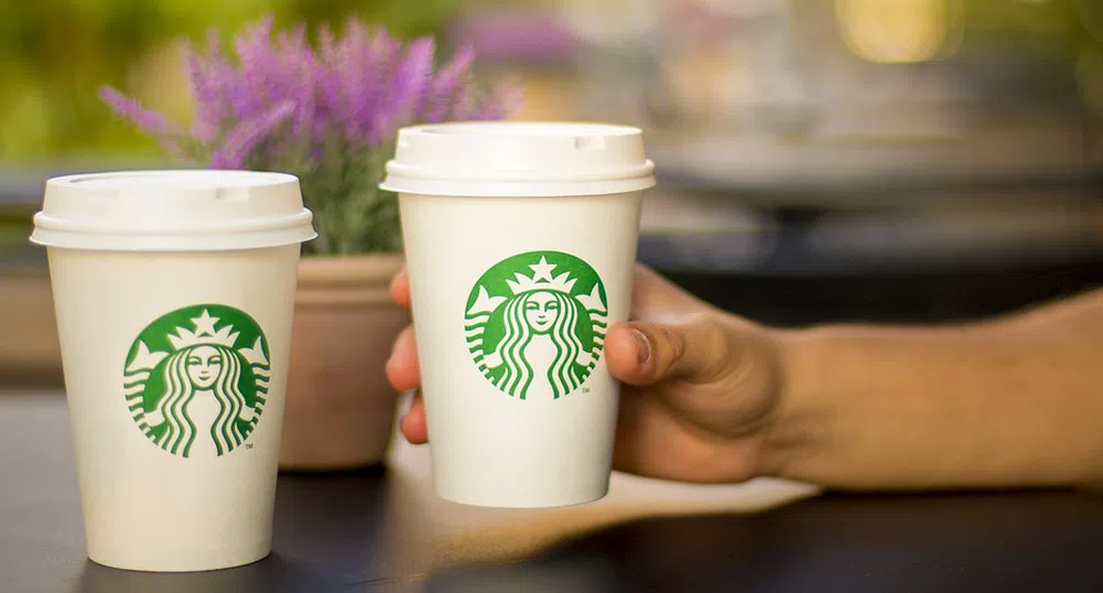 Американка съди Starbucks заради леда в кафето