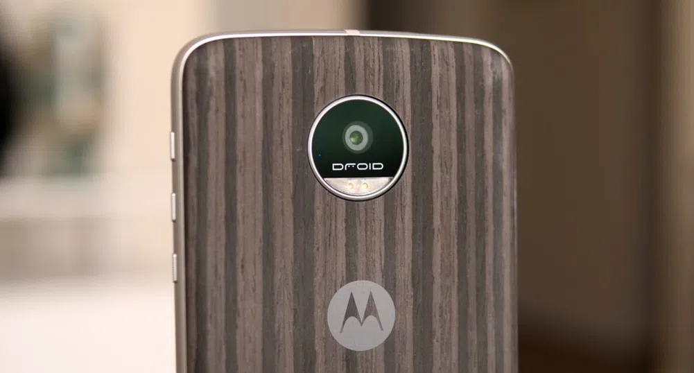IFA 2016: Представиха Motorola Moto Z Play