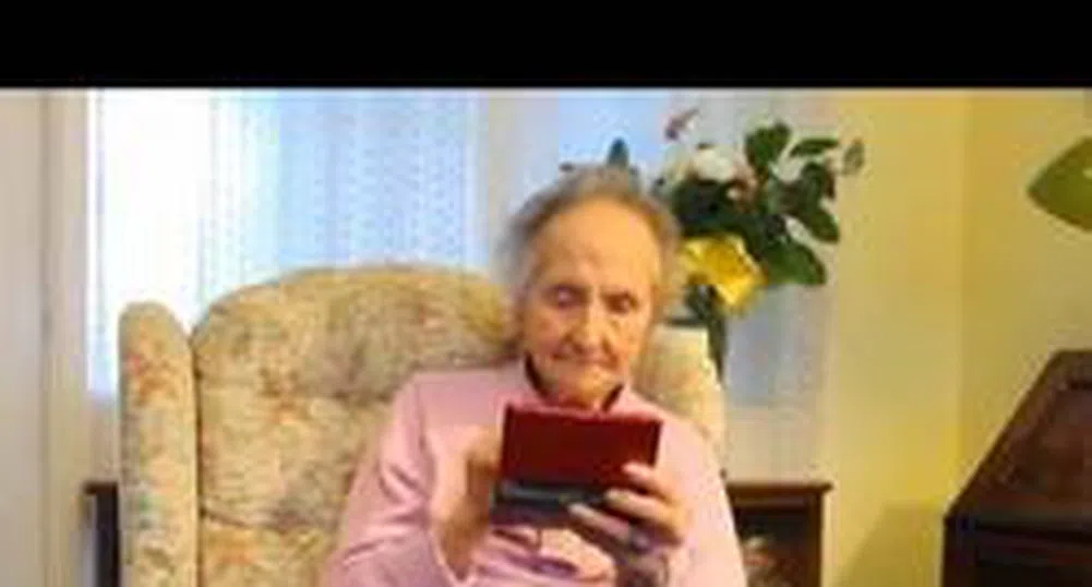 100-годишна британка, луда по Nintendo (видео)
