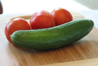 По-евтини домати, по-скъпи краставици