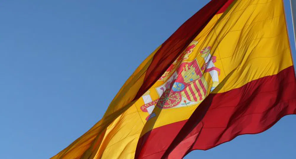S&P понижи кредитния рейтинг на Испания с два пункта