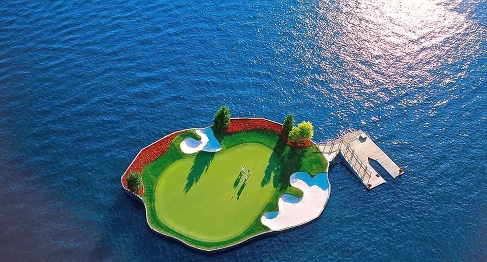 Coeur d'Alene: невероятното плаващо голф игрище
