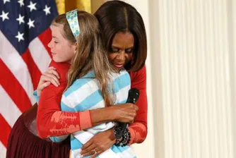 10-годишна даде на Мишел Обама CV-то на безработния си баща