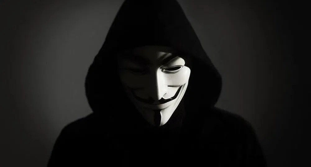 Анонимните заплашиха сайтовете на централните банки по света