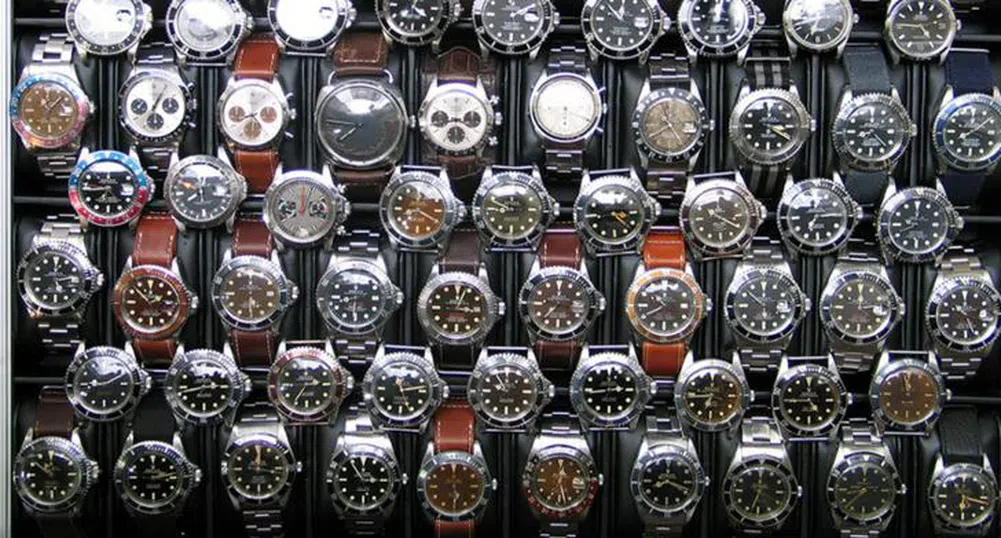 Милиардер съди продавач на часовници за измама