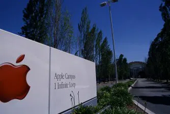 Apple забавя продажбата на безжичните слушалки AirPods