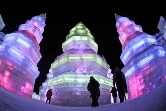 Град от лед построиха в Китай (снимки)