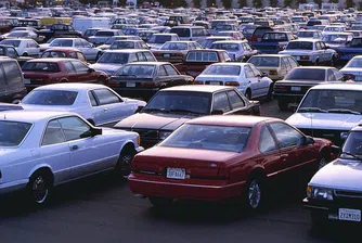 120 автомобила стоят непотърсени на наказателните паркинги в София