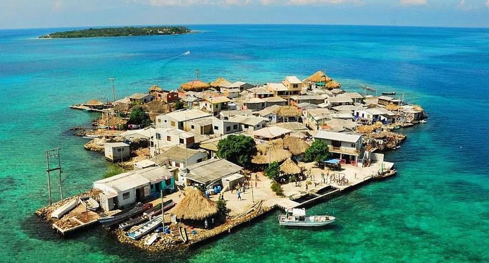 Най-гъстонаселеният остров в света