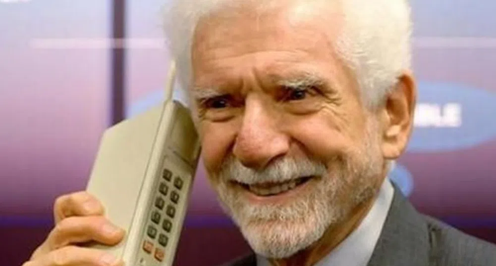 Днес се навършват 43 г. от първото обаждане от мобилен телефон