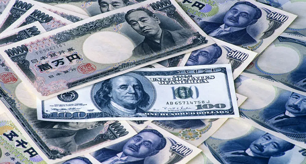 Доларът върви към трети пореден седмичен ръст спрямо йената