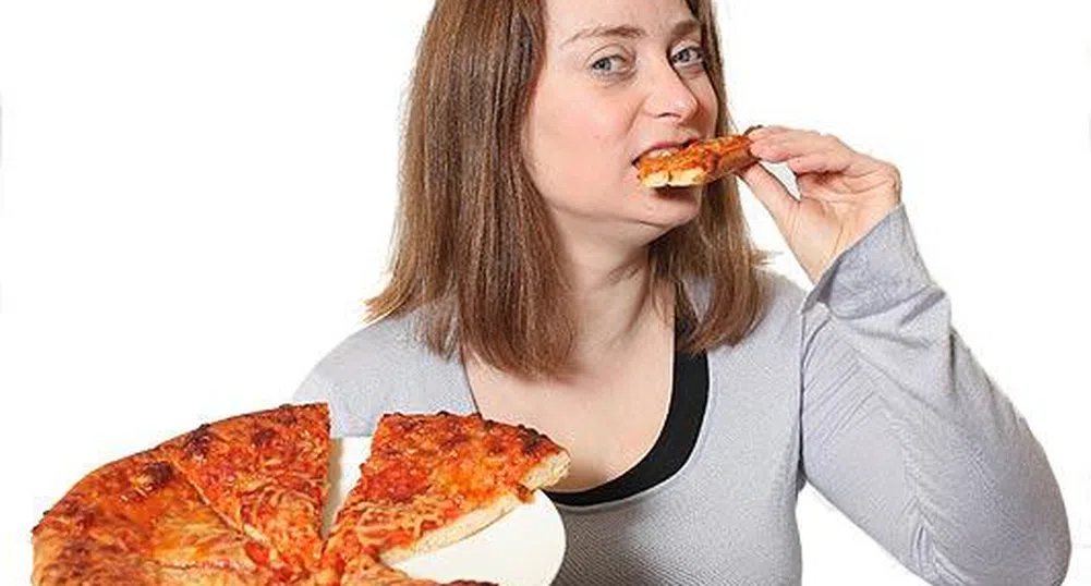 Англичанка твърди, че не яде нищо освен пица от 31 години