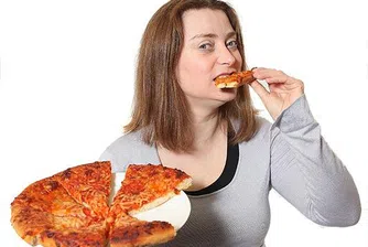 Англичанка твърди, че не яде нищо освен пица от 31 години