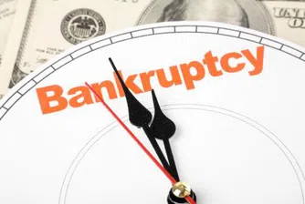 Какво става когато страна банкрутира?