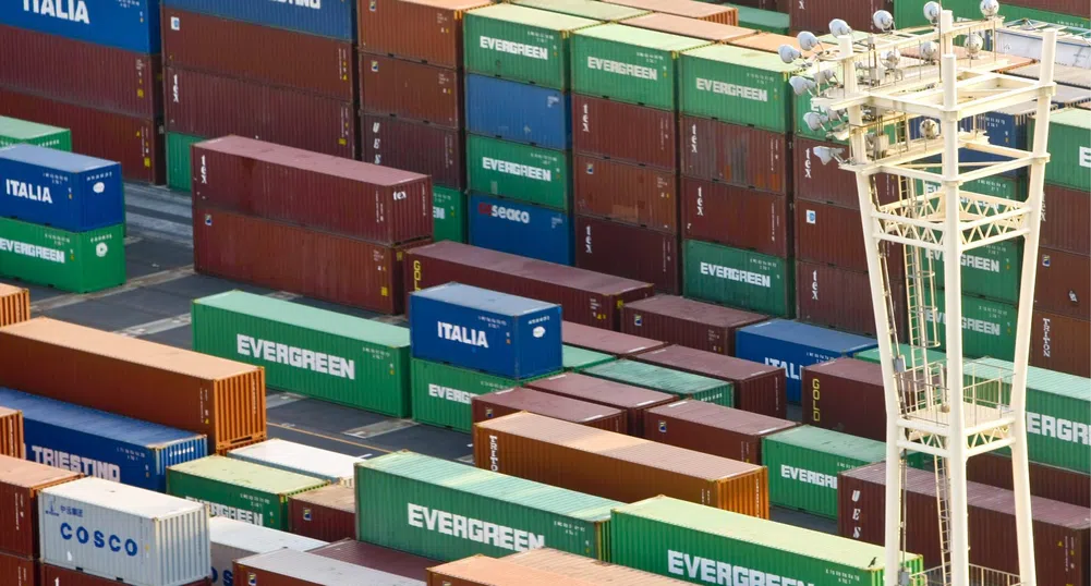Правителството залага сериозно забавяне на износа през 2012