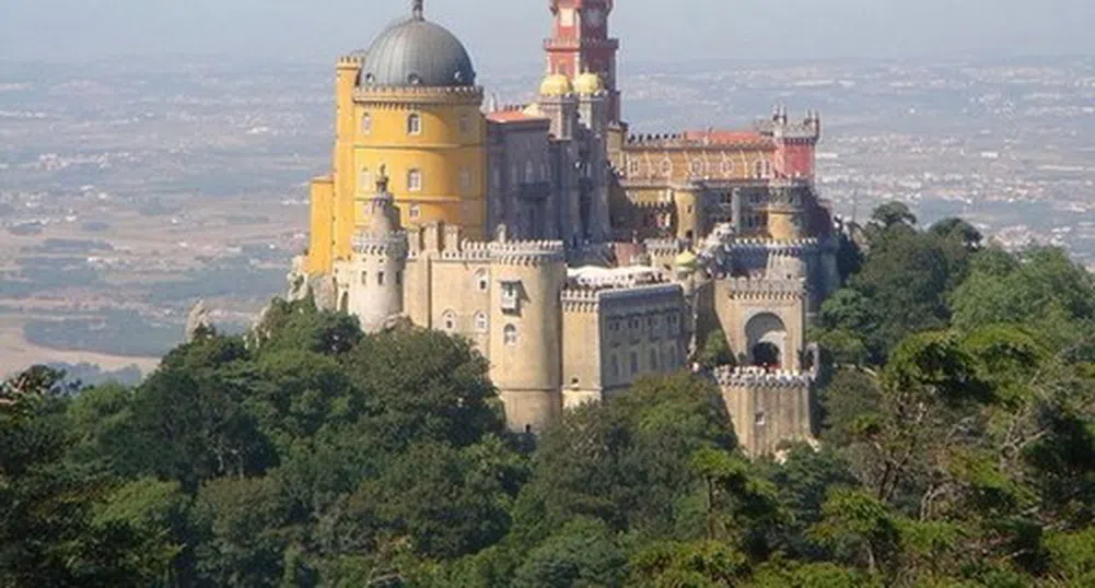 Десетте най-красиви кралски дворци в света