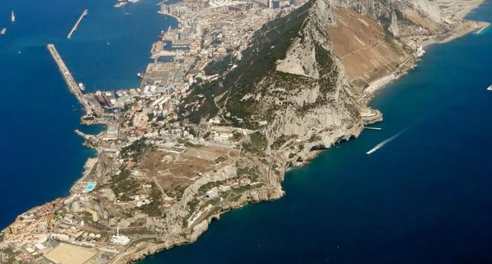 Гибралтар съди вестник, че го нарекъл данъчен рай