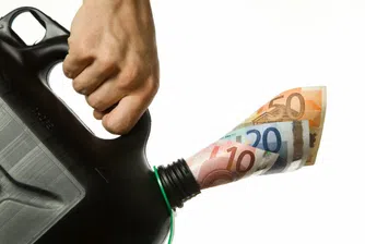 Петролът ще стигне 125 долара за барел до 2035 г.