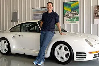 Три Porsche-та на комик може да бъдат продадени за милиони