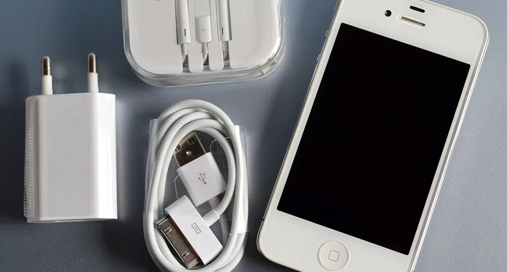 Изобретиха зарядно, което генерира енергия от човешкото тяло