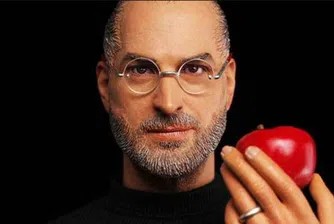 Apple заплашва със съд производителя на кукла на Стив Джобс