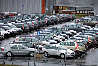 Пръв ръст на продажбите на автомобили в ЕС от 2011 г.