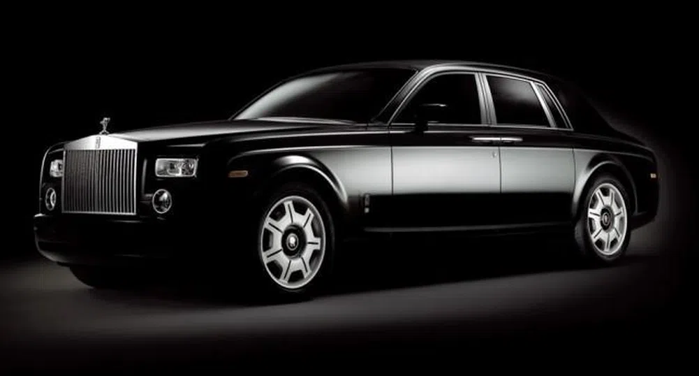 Най-големият шоурум на Rolls-Royce отвори врати