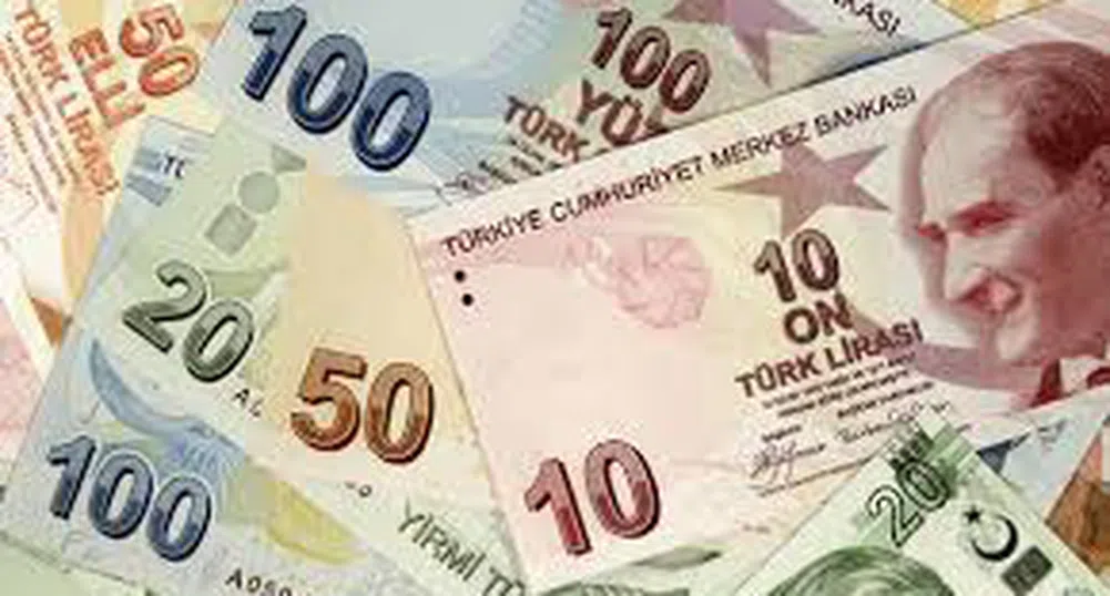 Рекорден спад на турската лира към щатския долар