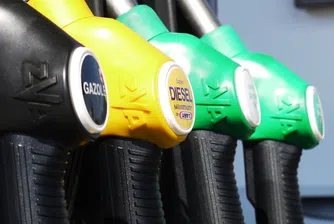 Стотици бензиностанции във Франция останаха без горива