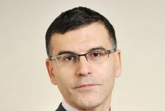 С. Дянков в WSJ: Правителството на Орешарски няма да издържи