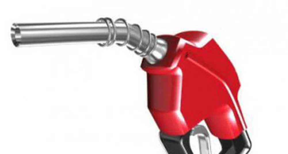 Минималната заплата у нас купува най-малко бензин в ЦИЕ