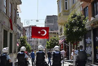 Съд в Истанбул спря плановете на Ердоган за парка ”Гези”
