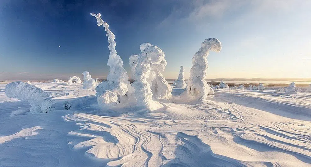 Зимни гледки от Лапландия