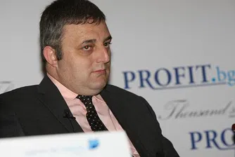 П. Василев: Конкуренцията на банките е нелоялна