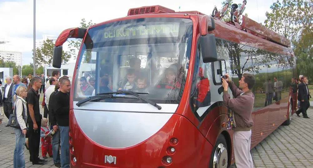 Подновяват тролейбусния парк на София със заем от ЕБВР