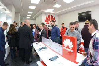 Huawei откри първия център за обслужване на клиенти в България