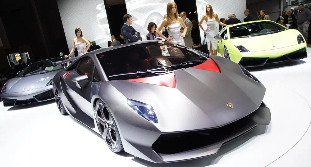 Lamborghini зa 2 млн. долара представиха в Париж
