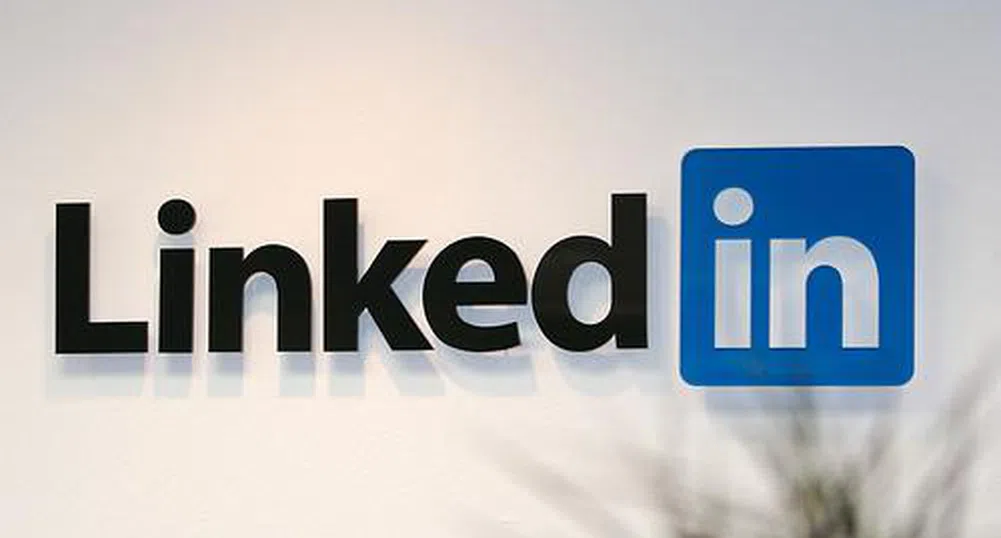 Социалната мрежа LinkedIn подготвя IPO