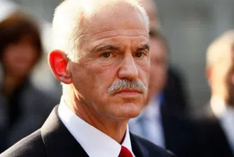 Разследват Папандреу за дефицита през 2009 г.