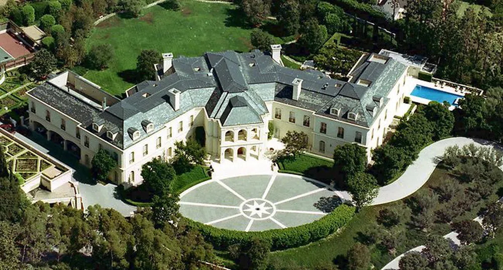 Ще стане ли имение в Лос Анджелис новия Бекингамски дворец?