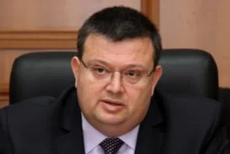 Цацаров: КТБ да се раздели на добра и лоша банка