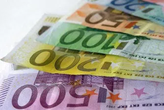 Еврото приключи седмицата с повишение