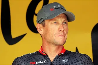 Освен титлите в „Тур дьо Франс“ Армстронг трябва да връща и спечелените пари